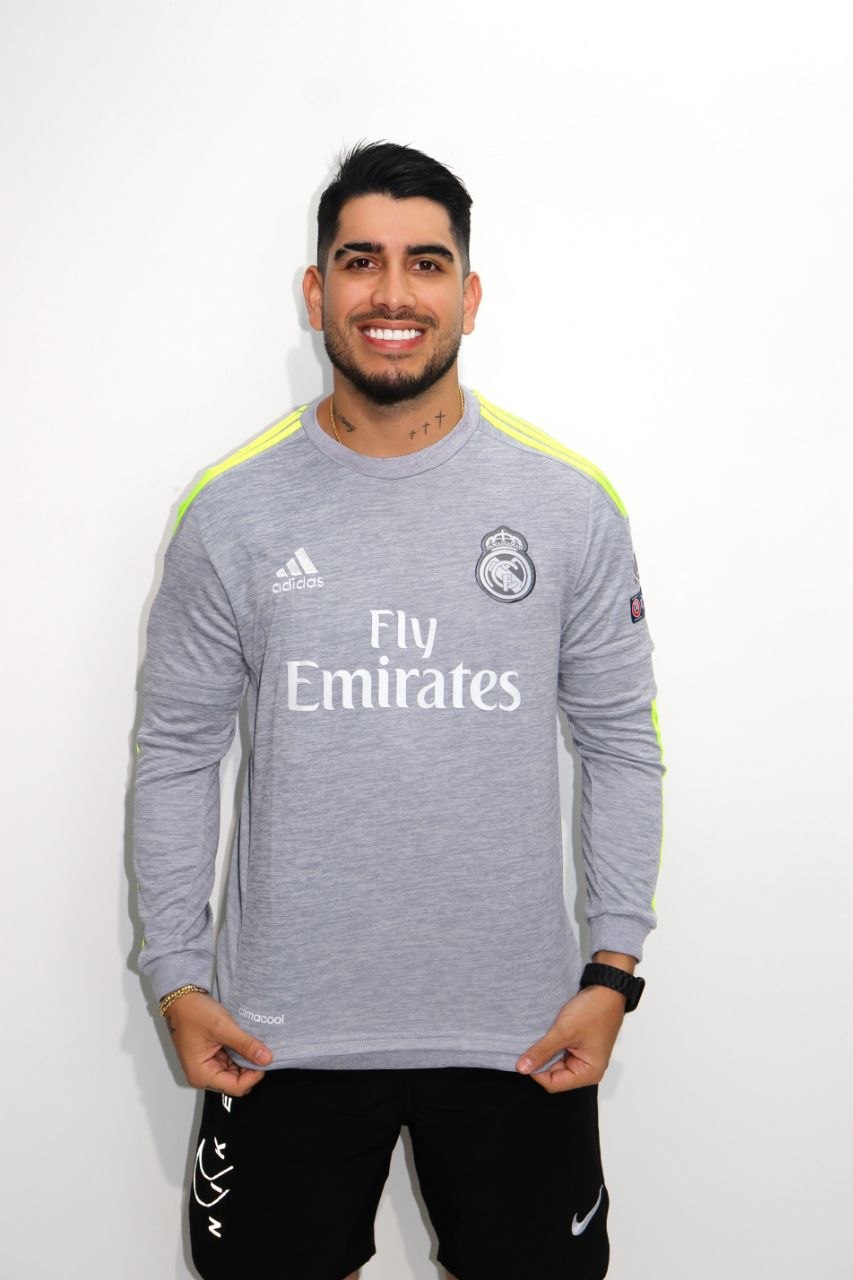 Camiseta Manga Larga Real Madrid Fly Emirates – Grey & Volt