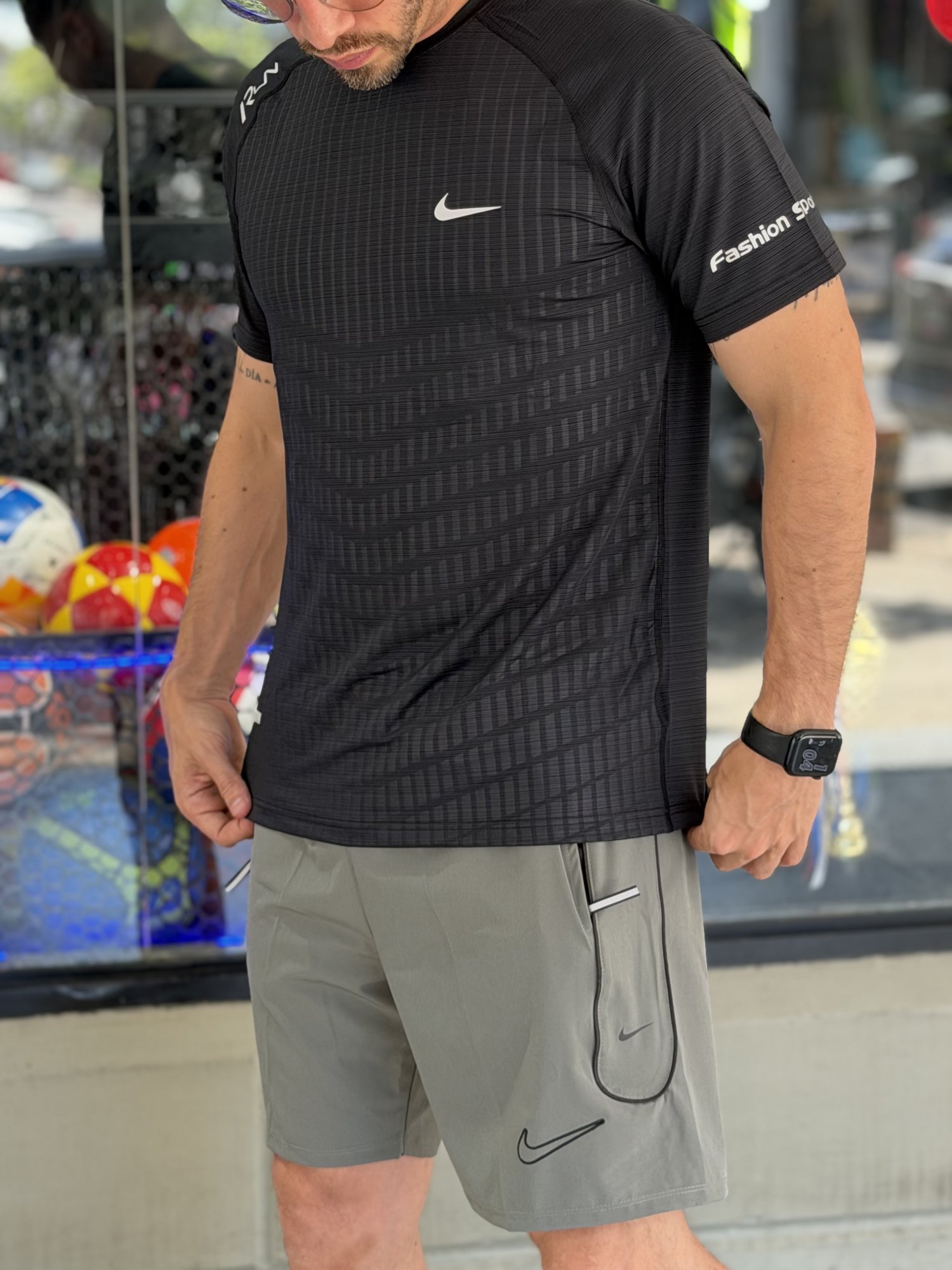 Short deportivo Nike/Adidas