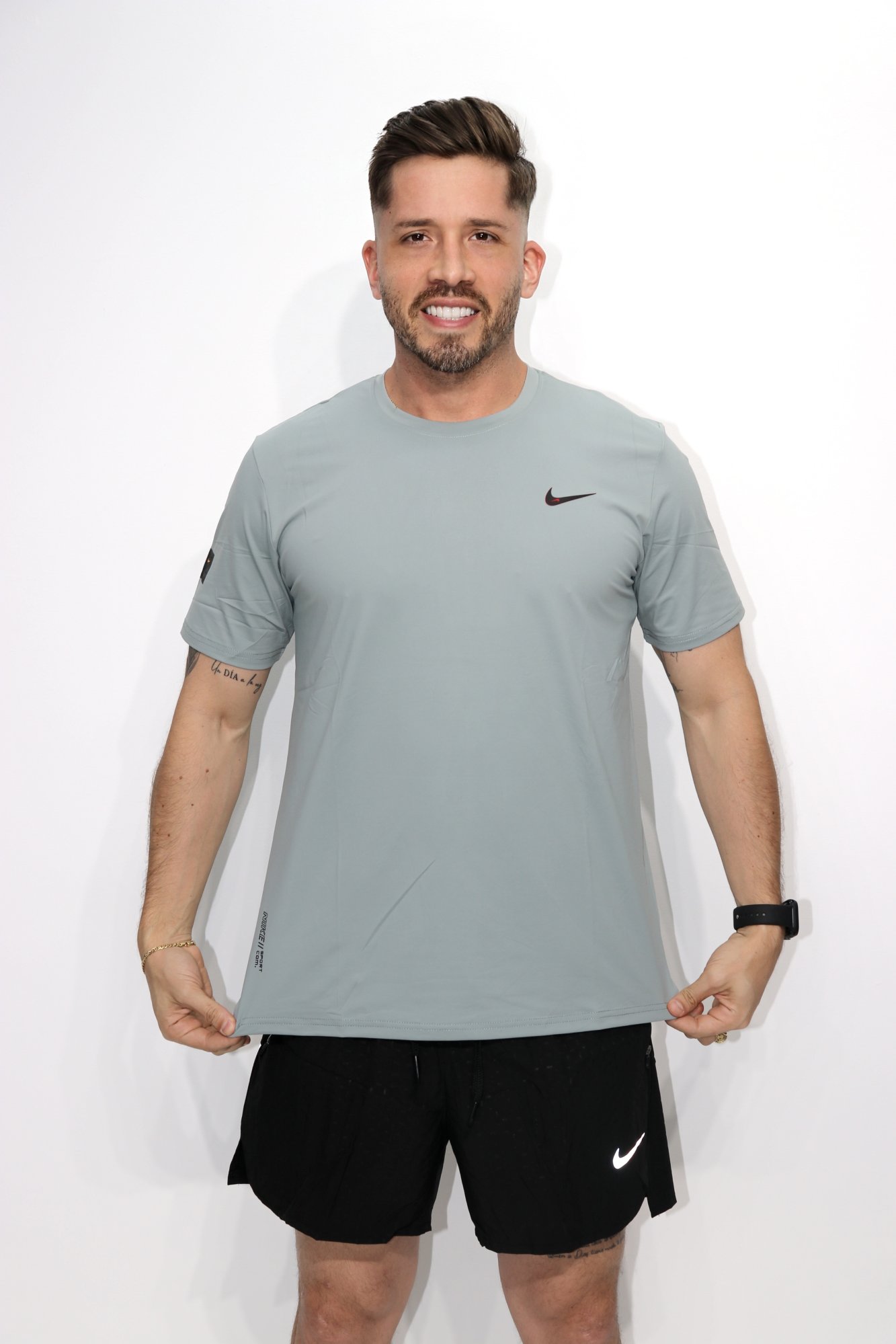 Franela deportiva Premium Nike